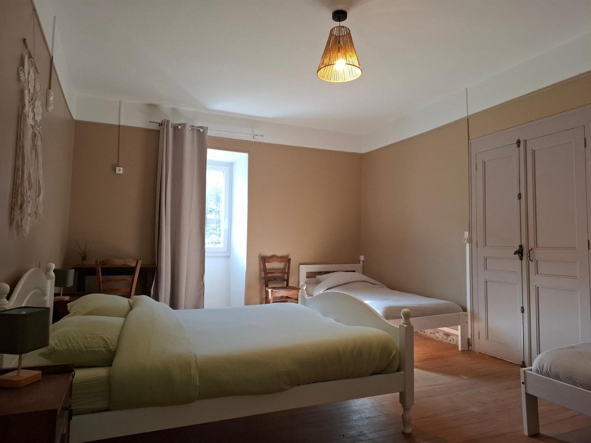 Auberge Arthea Laviolle Exterior photo