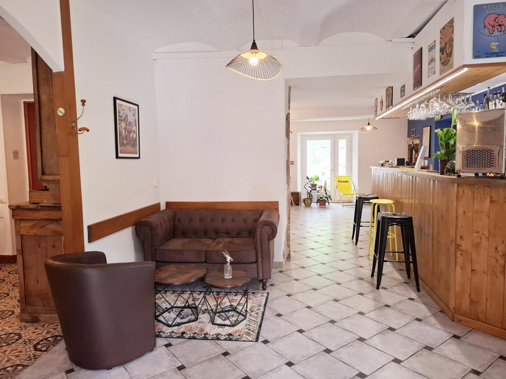 Auberge Arthea Laviolle Exterior photo