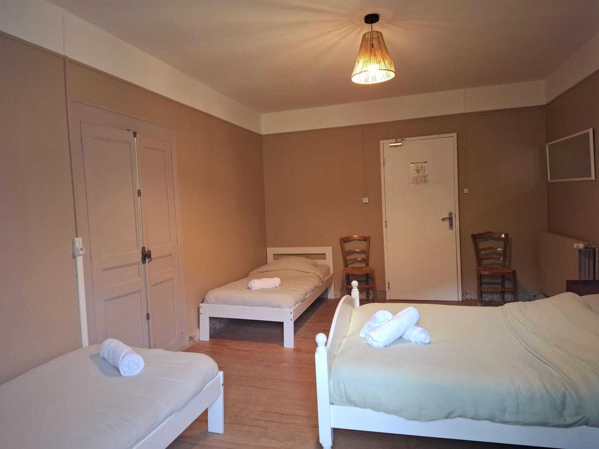 Auberge Arthea Laviolle Room photo