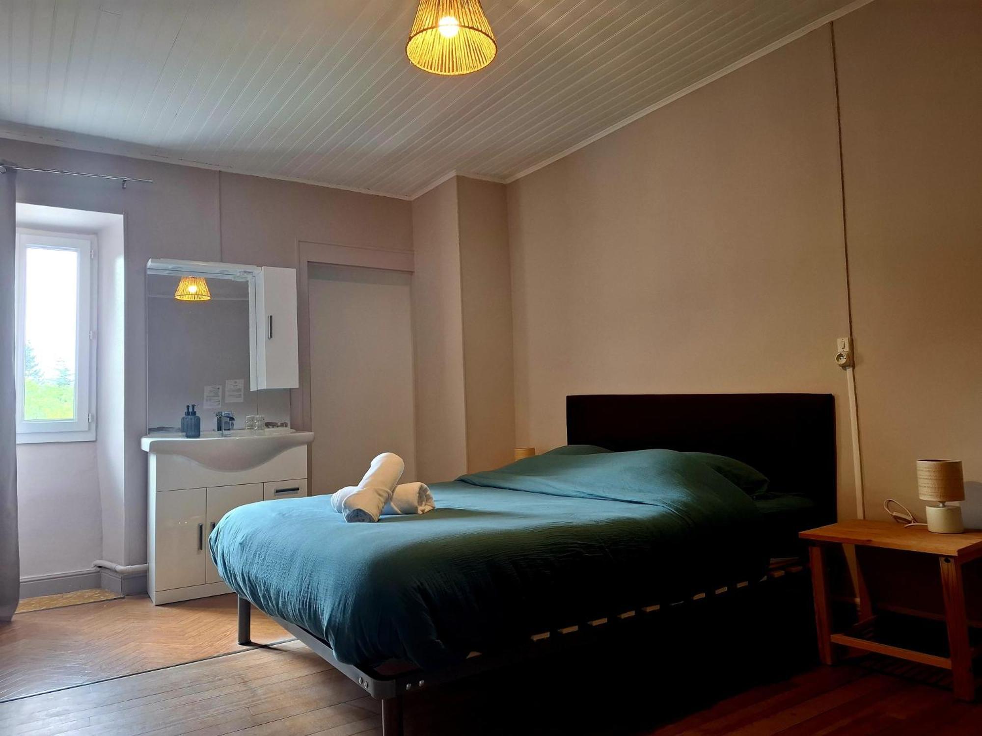 Auberge Arthea Laviolle Room photo