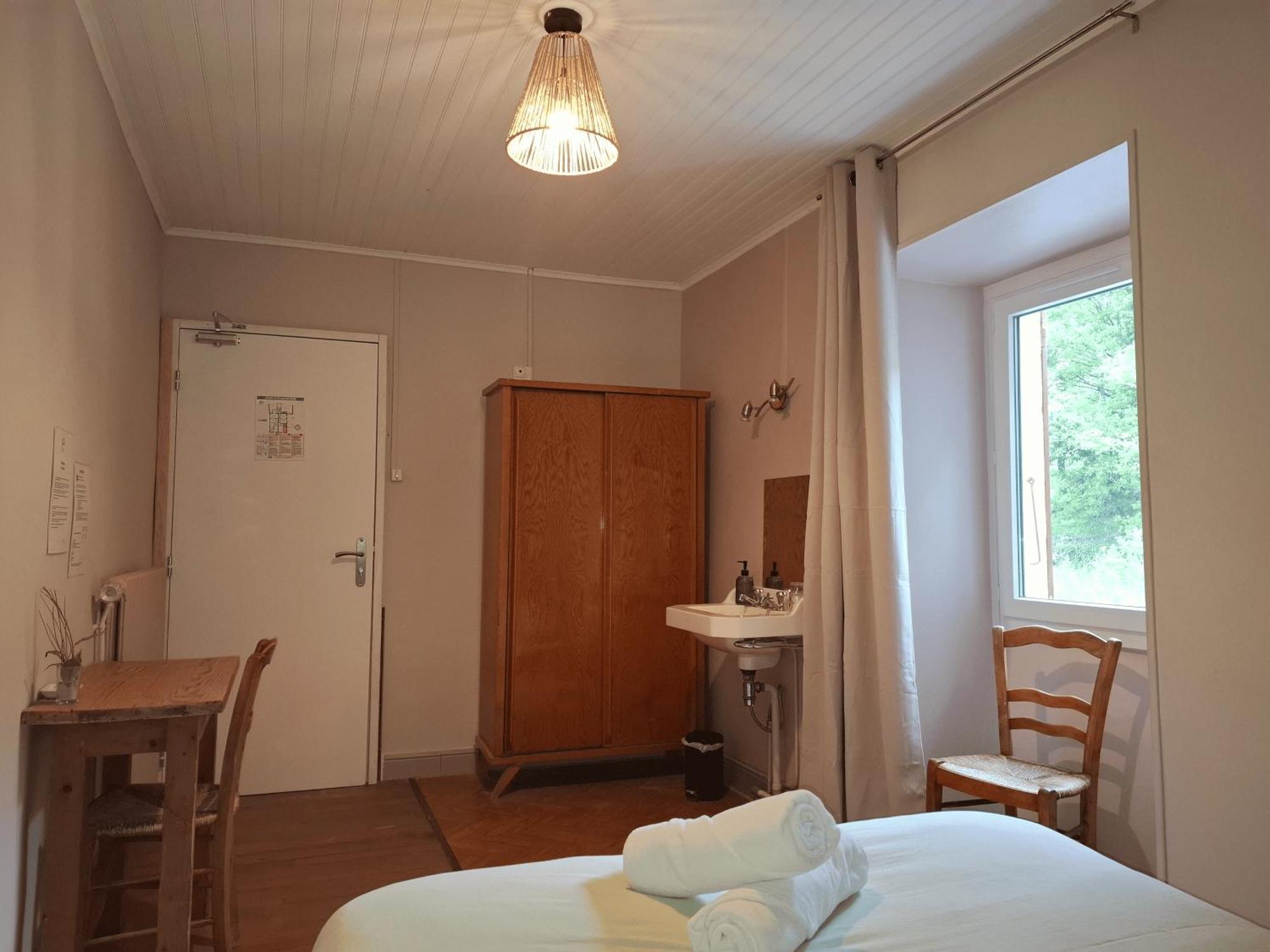 Auberge Arthea Laviolle Exterior photo